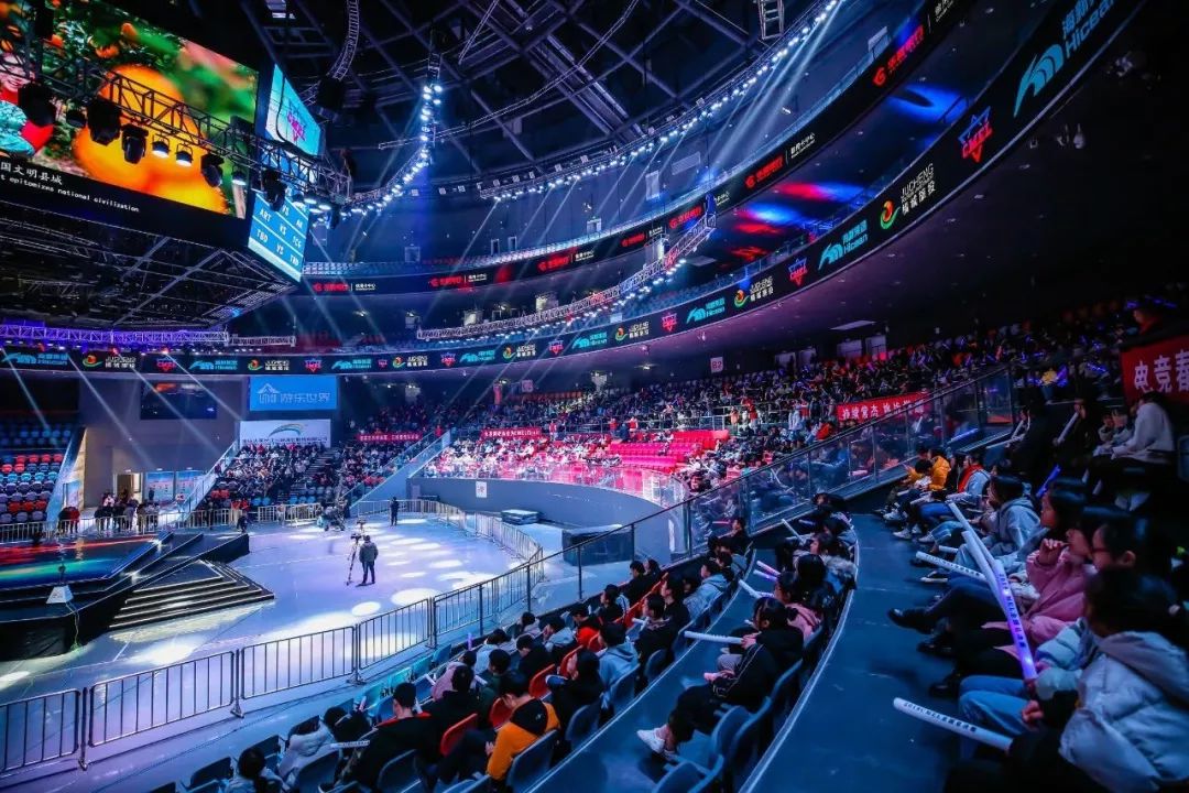 与更有利的 与更有利的