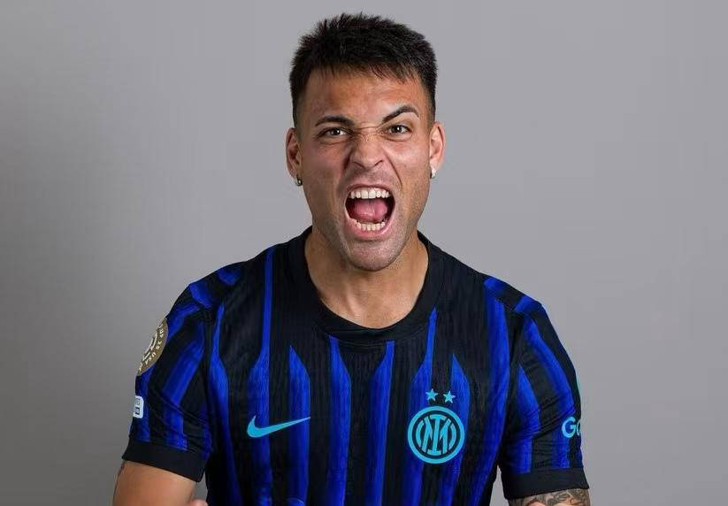 四人抱团转 四人抱团转